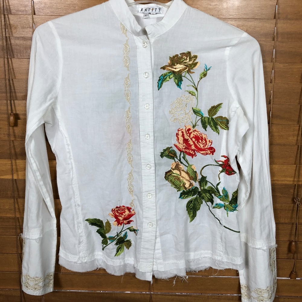 Entity Floral Raw Hem Button Down Shirt Size 8